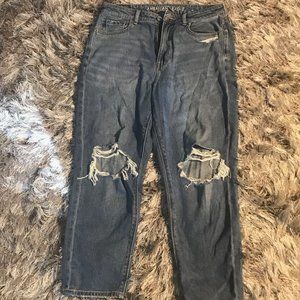 American Eagle Medium Light Wash Mom Jeans